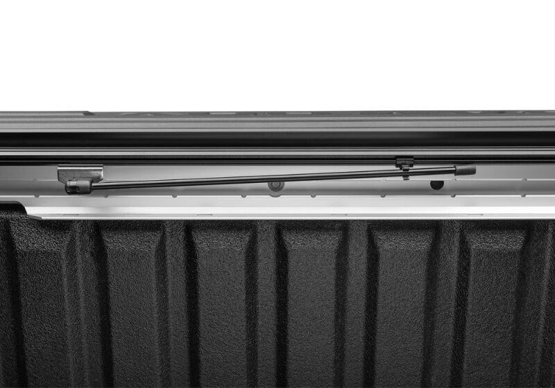 BAK 19-20 Dodge Ram 1500 (New Body Style w/ Ram Box) 5ft 7in Bed BAKFlip MX4 Matte Finish